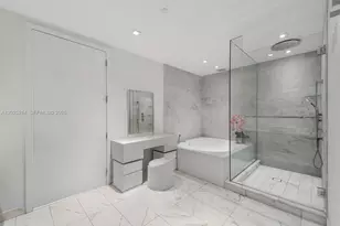 10203 Collins Ave, Bal Harbour, FL 33154 - Photo 29