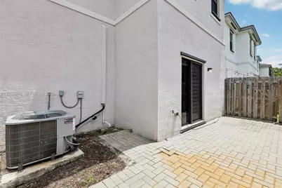 1526 SW 29th St, Fort Lauderdale, FL 33315 - Photo 43