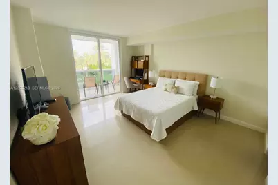 10275 E Collins Ave #324, Bal Harbour, FL 33154 - Photo 5