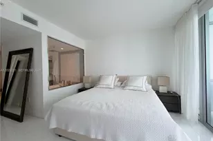 200 Biscayne Blvd Way, Miami, FL 33131 - Photo 9