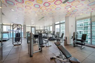 31 SE 6th St, Miami, FL 33131 - Photo 17