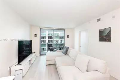 31 SE 6th St #2506, Miami, FL 33131 - Photo 1