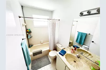 9832 NW 9th Ct, Plantation, FL 33324 - Photo 21