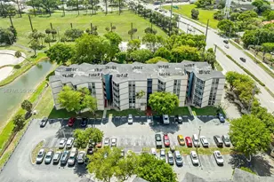 6955 NW 186th St, Hialeah, FL 33015 - Photo 31