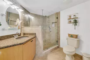 6955 NW 186th St, Hialeah, FL 33015 - Photo 25