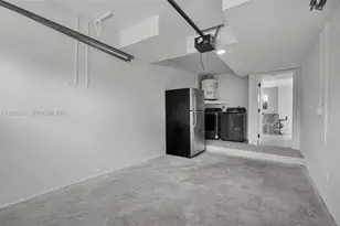 1089 SE 6th Ave, Dania Beach, FL 33004 - Photo 21