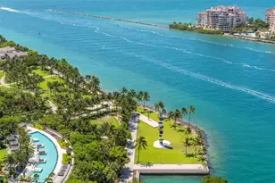 1000 S Pointe Dr, Miami Beach, FL 33139 - Photo 43