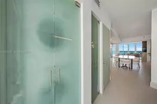 1000 S Pointe Dr, Miami Beach, FL 33139 - Photo 7