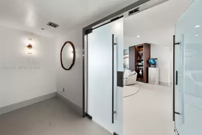 1000 S Pointe Dr #2803, Miami Beach, FL 33139 - Photo 1