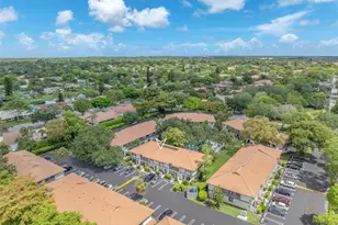 9764 NW 14th St, Coral Springs, FL 33071 - Photo 5