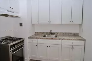 501 SW 6th Ct, Miami, FL 33130 - Photo 5