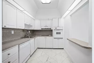 19380 Collins Ave #1122, Sunny Isles Beach, FL 33160 - Photo 7