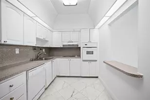 19380 Collins Ave, Sunny Isles Beach, FL 33160 - Photo 7