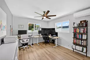 410 SW 55th Ave, Plantation, FL 33317 - Photo 23