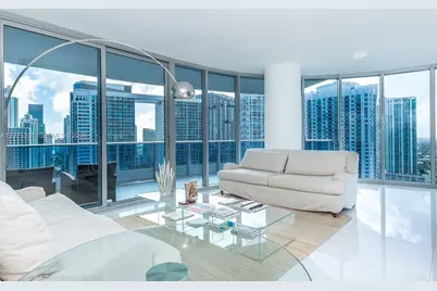200 Biscayne Boulevard Way #3102, Miami, FL 33131 - Photo 3