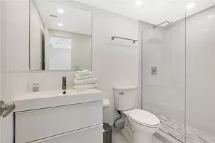 5445 Collins Ave, Miami Beach, FL 33140 - Photo 5
