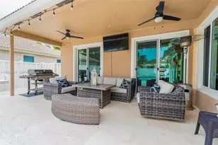 13404 NW 13th St, Pembroke Pines, FL 33028 - Photo 29