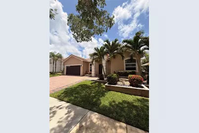 13404 NW 13th St, Pembroke Pines, FL 33028 - Photo 1