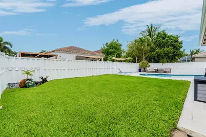 13404 NW 13th St, Pembroke Pines, FL 33028 - Photo 35
