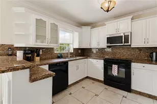1380 Miami Springs Ave, Miami Springs, FL 33166 - Photo 9