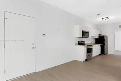 628 Santander Ave #3, Coral Gables, FL 33134 - Photo 15