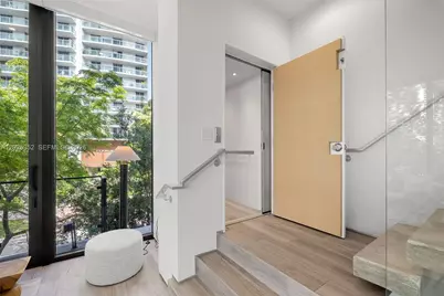 1525 Bay Rd, Miami Beach, FL 33139 - Photo 17