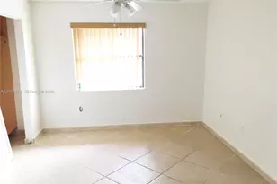 15570 SW 76th Ln, Miami, FL 33193 - Photo 11