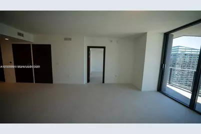 1000 Brickell Plz #3411, Miami, FL 33131 - Photo 9