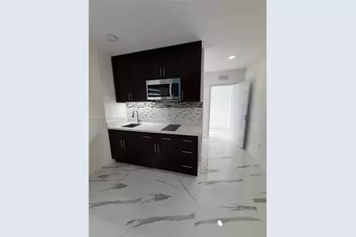 954 NW 8th St #5, Florida City, FL 33034 - Photo 3