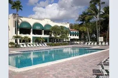 9230 Lagoon Pl #310, Davie, FL 33324 - Photo 23
