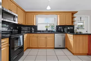 16543 NW 5th Ct, Pembroke Pines, FL 33028 - Photo 13