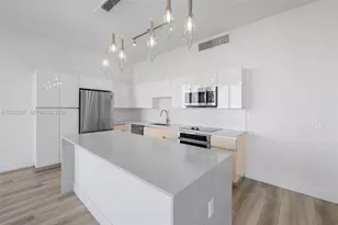 101 Diplomat Pkwy, Hallandale Beach, FL 33009 - Photo 13