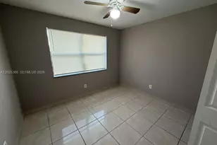 6660 W 26th Ct, Hialeah, FL 33016 - Photo 13