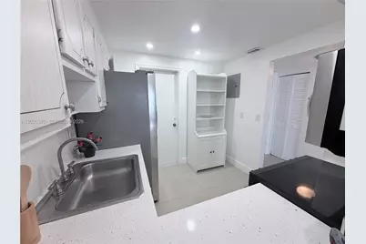 1825 S Ocean Dr #611, Hallandale Beach, FL 33009 - Photo 3
