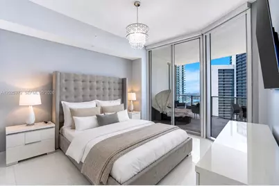 851 NE 1st Ave #3909, Miami, FL 33132 - Photo 15