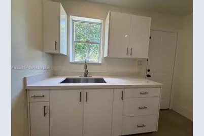 2711 Dewey St, Hollywood, FL 33020 - Photo 21