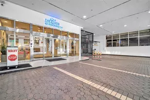 1200 Brickell Bay Dr, Miami, FL 33131 - Photo 25