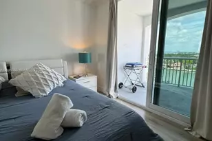 5401 Collins Ave, Miami Beach, FL 33140 - Photo 21