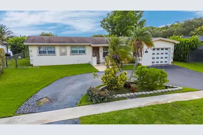 1620 NW 122nd Ave, Pembroke Pines, FL 33026 - Photo 31
