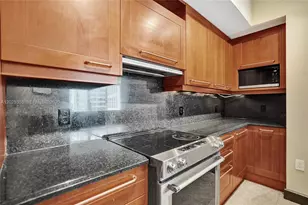 333 Las Olas Way, Fort Lauderdale, FL 33301 - Photo 7
