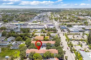 212 NE 3rd St, Hallandale Beach, FL 33009 - Photo 33