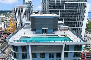 121 NE 5th St, Miami, FL 33132 - Photo 29