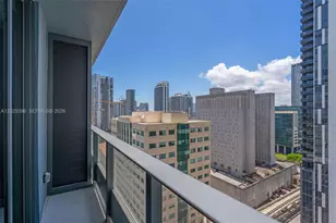 121 NE 5th St, Miami, FL 33132 - Photo 23