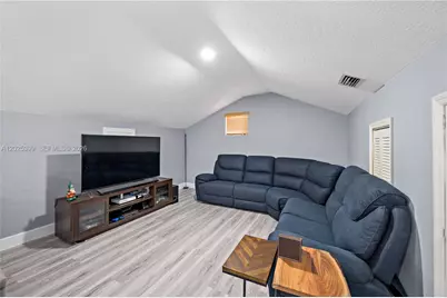 9046 NW 121st Ter #90, Hialeah Gardens, FL 33018 - Photo 15