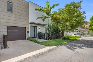 2841 SW 27th St, Miami, FL 33133 - Photo 1
