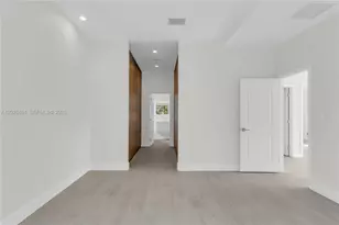 2841 SW 27th St, Miami, FL 33133 - Photo 27