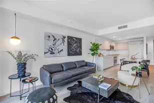 55 SW 9th St, Miami, FL 33130 - Photo 19