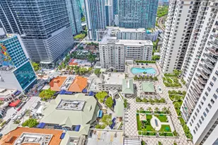 55 SW 9th St, Miami, FL 33130 - Photo 31