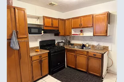 1535 NW 153rd St, Miami Gardens, FL 33054 - Photo 7