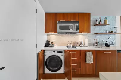 6801 Collins Ave #708, Miami Beach, FL 33141 - Photo 21